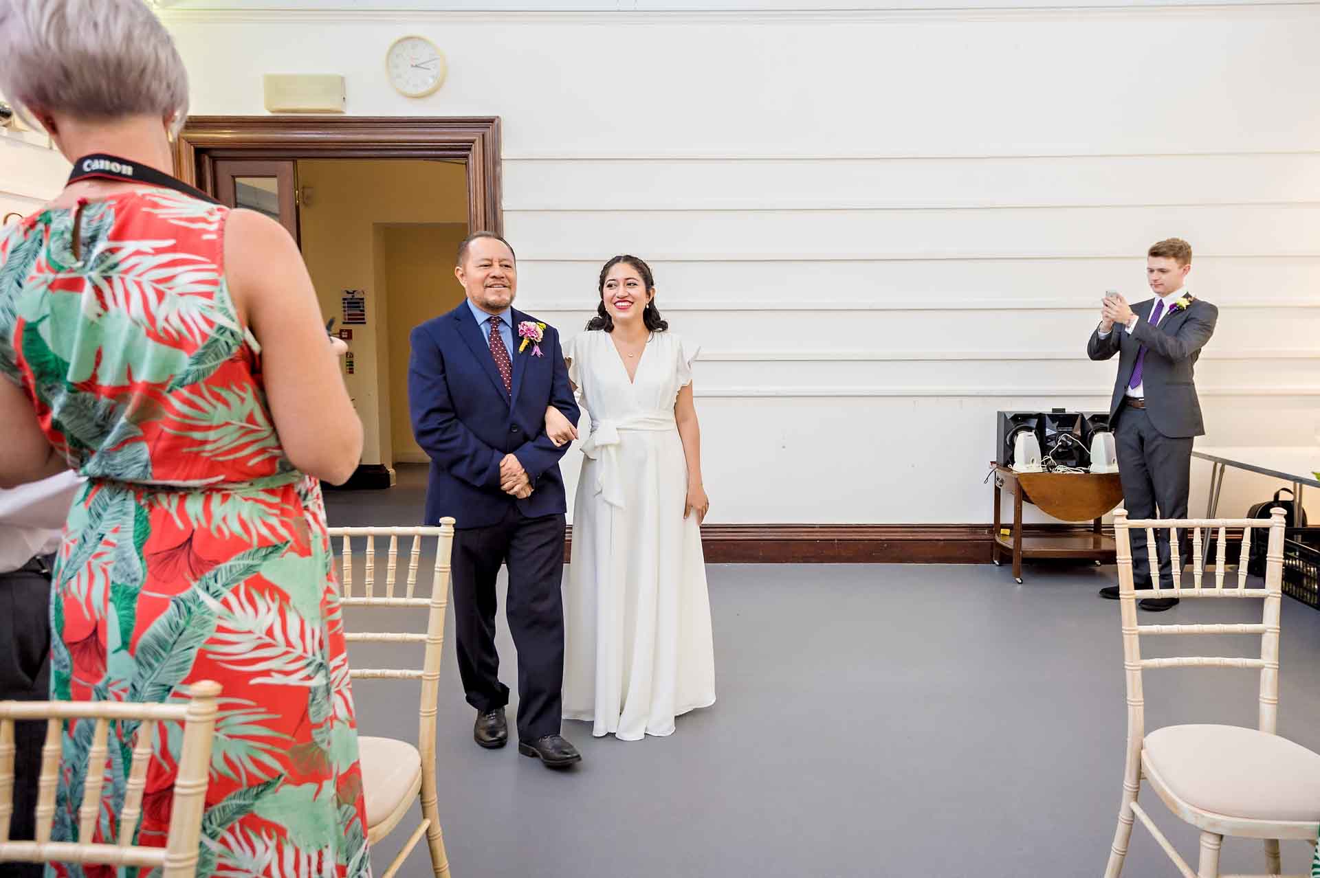 Entrance of the bride with father at Fulham Library